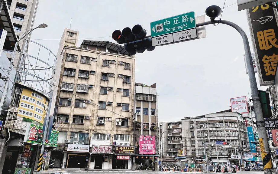 தைவானில் சாலைகளின் பெயர் மாற்றம் குறித்த விவாதம்: இடைக்கால நீதியா அல்லது அரசியல் கவனச்சிதறலா?