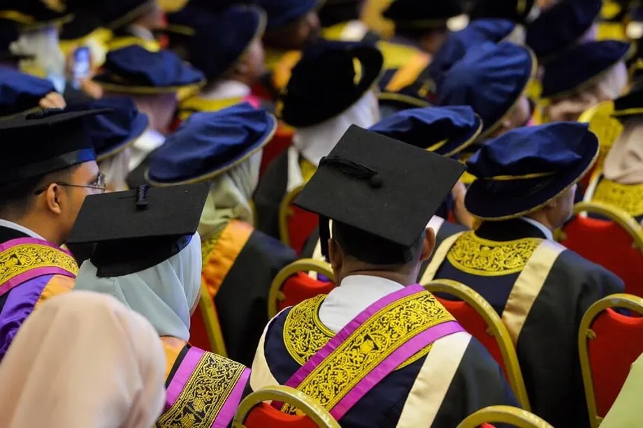 Malaysian graduates are overqualified and underpaid, Khazanah Research ...