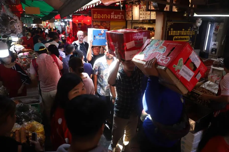 அமெரிக்க வரிகளைவிட சீனப் பொருட்களே தாய்லாந்துக்கு அதிக அச்சுறுத்தல்: ஆய்வு நிறுவனம் எச்சரிக்கை