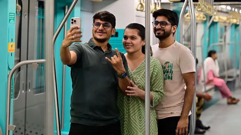 இந்தியாவின் மெட்ரோ முரண்பாடு: பில்லியன் கணக்கில் முதலீடு, ஆனாலும் பயணிகள் வரவில்லை