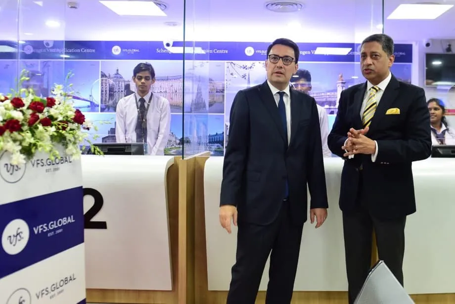 VFS Global நிறுவனத்தின் உள்பக்கம்: கூடுதல் கட்டணங்களை அடிப்படையாகக் கொண்டு ஒரு தனியார் நிறுவனம் விசா பேரரசை உருவாக்கியது எப்படி