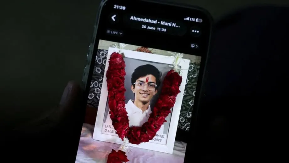 இந்தியாவின் நீட் தேர்வுக் கேள்வித்தாள் கசிவு இளம் உயிர்களைப் பறித்து, நாடு தழுவிய இளைஞர் போராட்டங்களைத் தூண்டியது